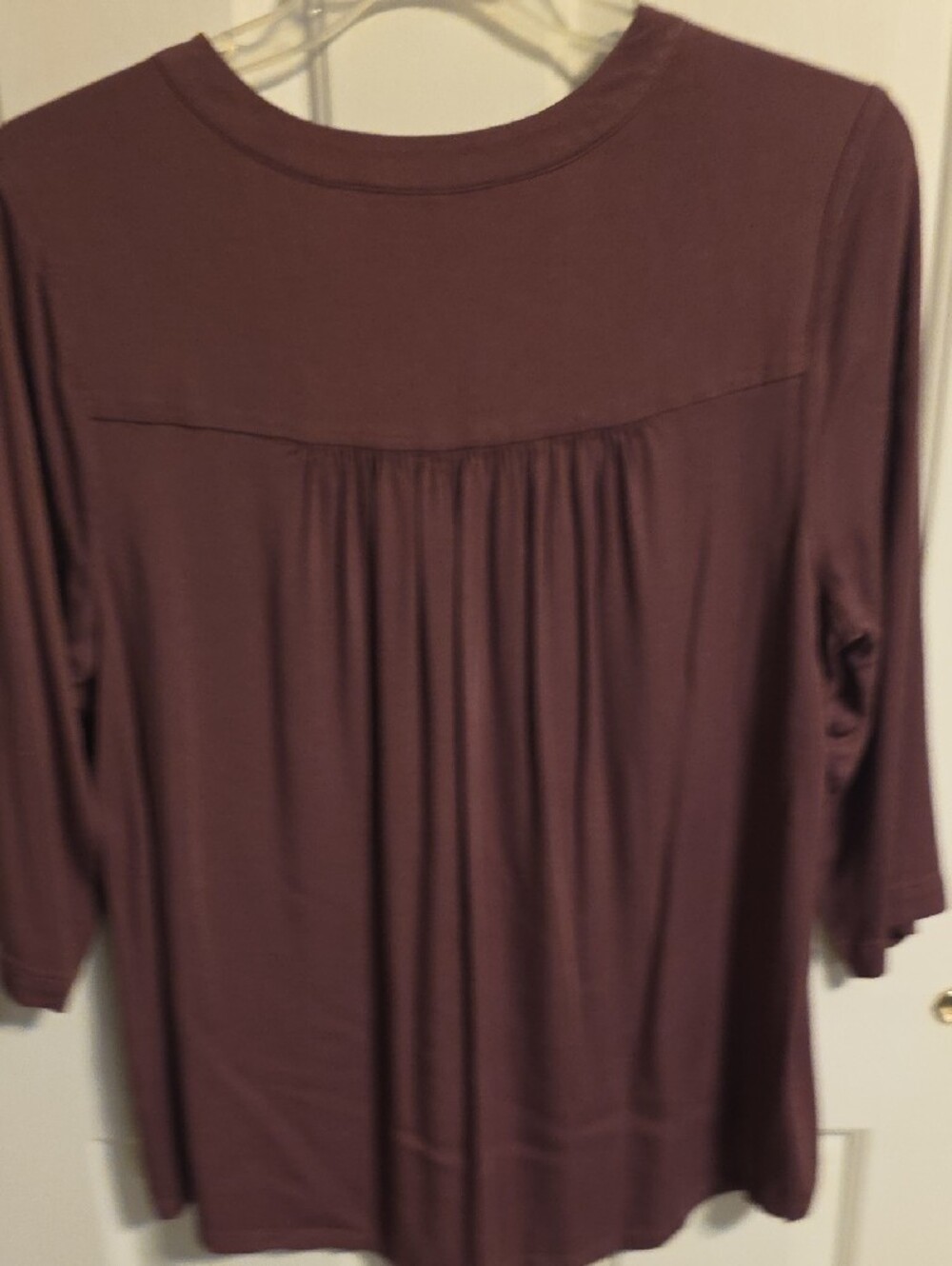 Lisa Rinna Collection Plum V-Neck Top - Picture 7 of 8